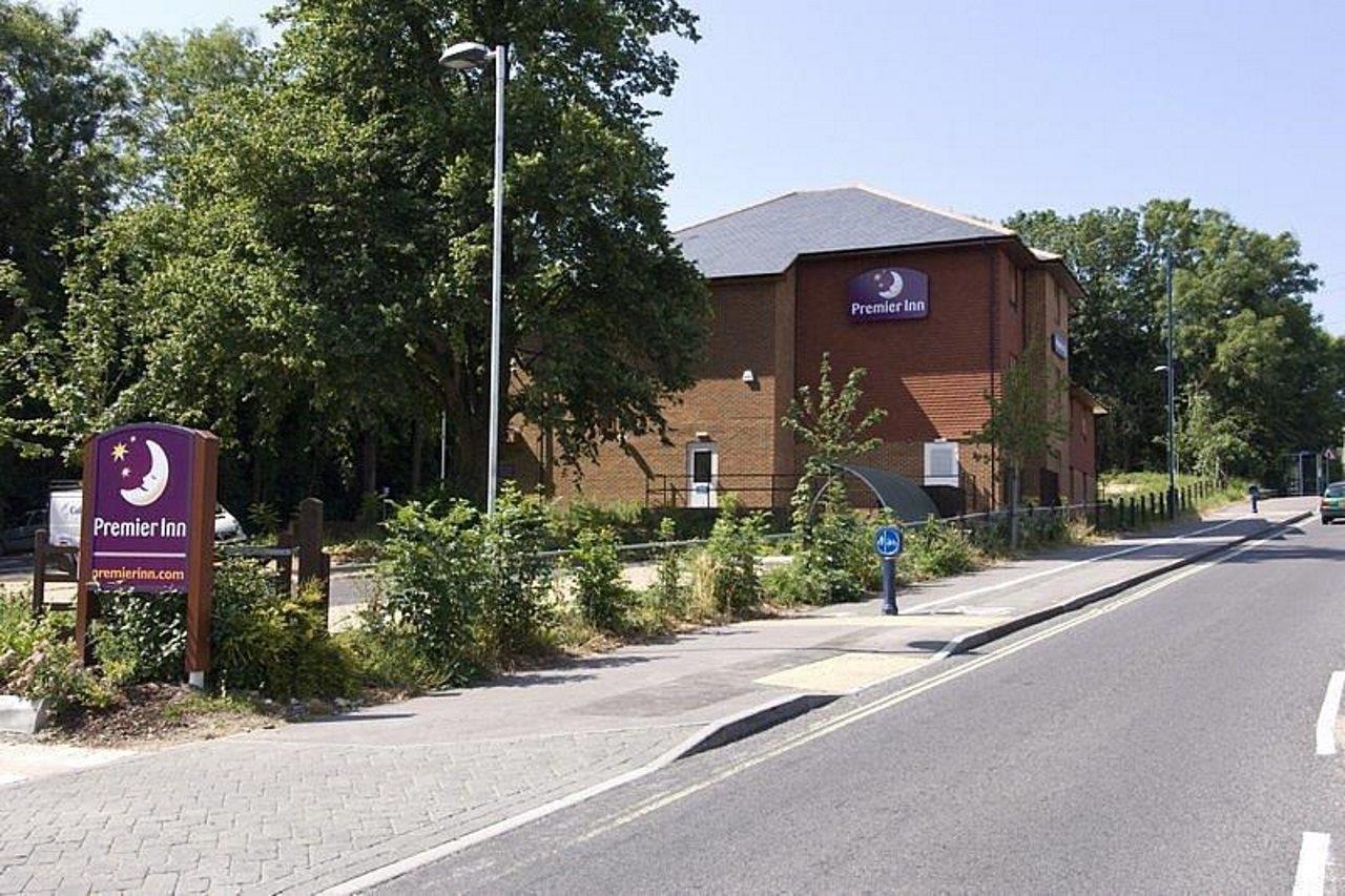 Premier Inn Portsmouth 霍恩迪安 外观 照片