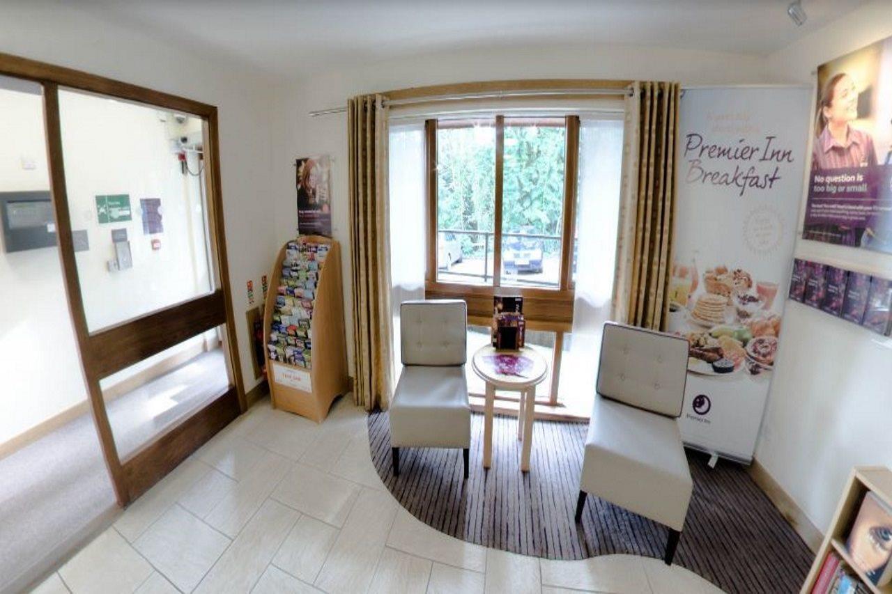 Premier Inn Portsmouth 霍恩迪安 外观 照片
