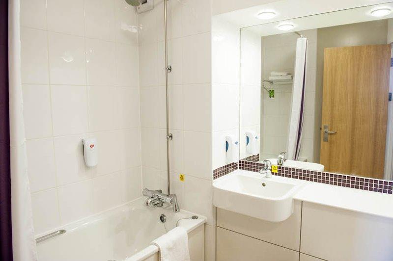 Premier Inn Portsmouth 霍恩迪安 外观 照片